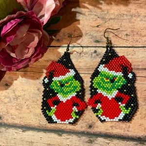 The Grinch beaded earring